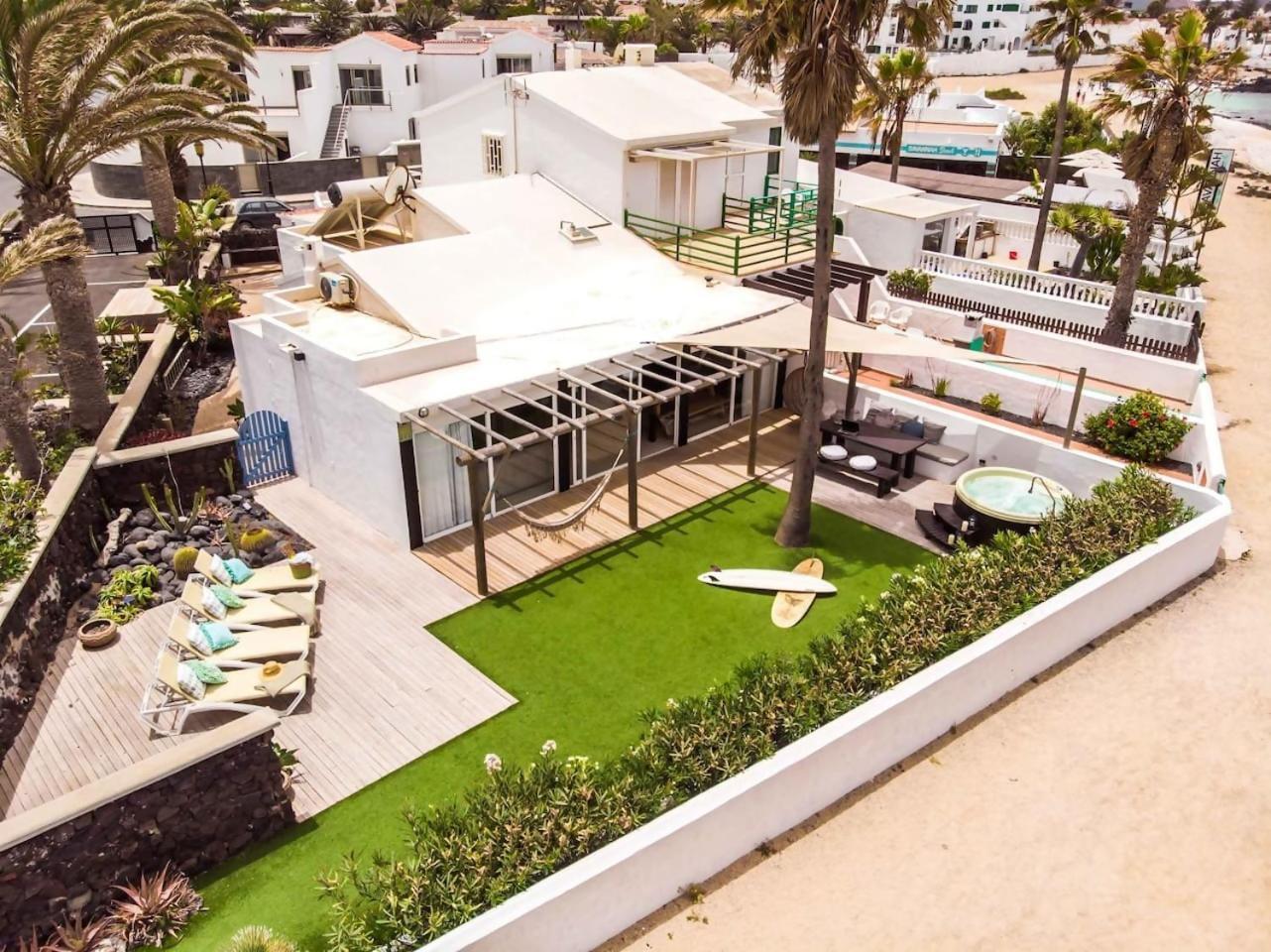 Villa Maluhia Frente Al Mar Y Jacuzzi Corralejo Kültér fotó